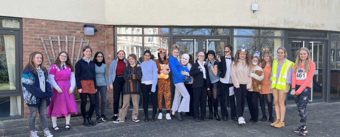 College - British Icons
